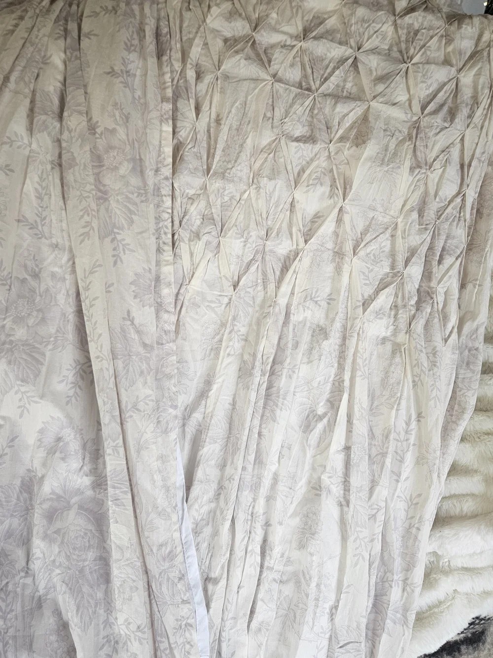 Lovely Cream and Lavender Pintuck Floral Drapery Curtains XL 100x50inches